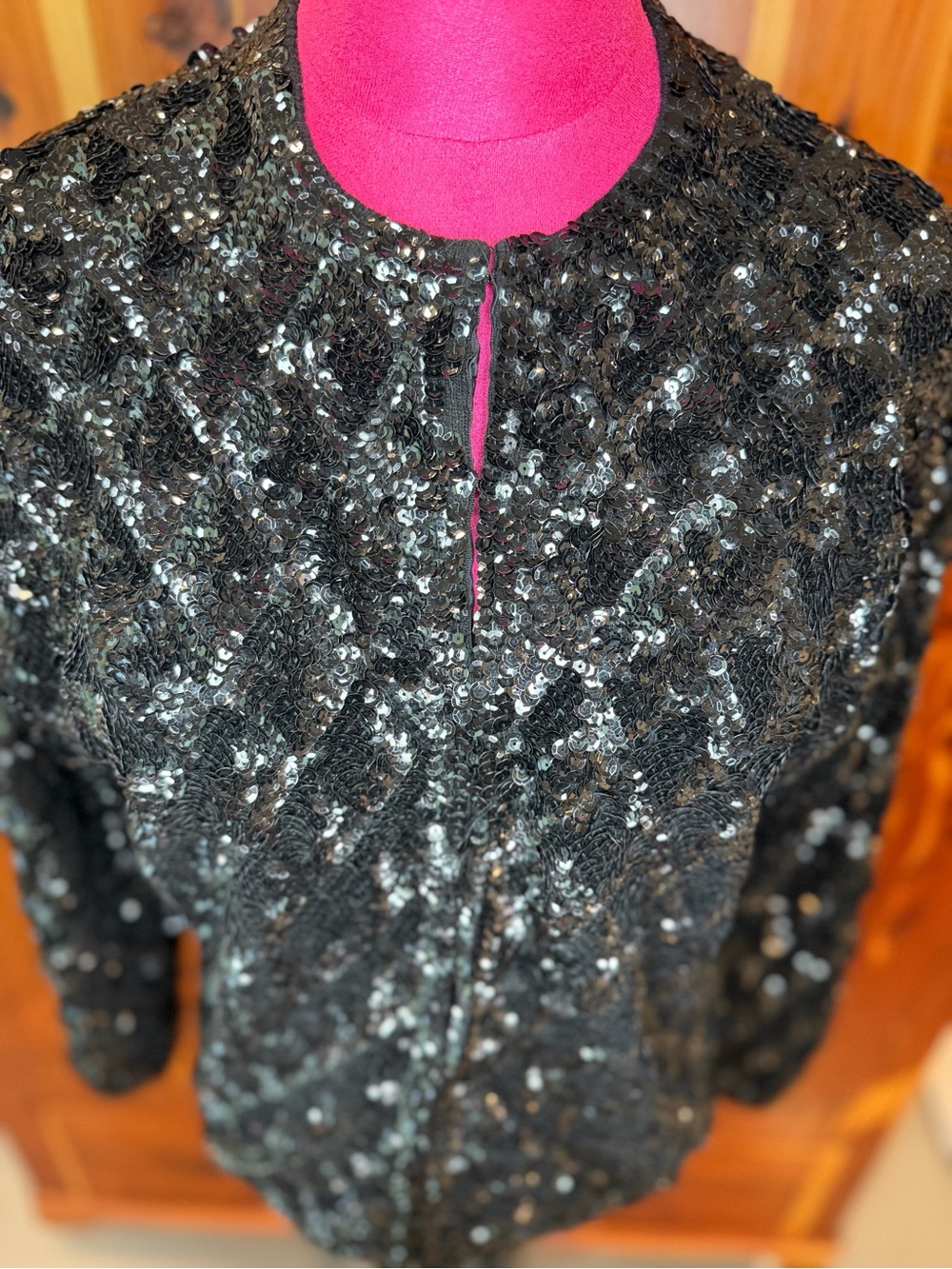 Vintage 60-70s Sparkle Heavy Sequin Black Wool Cardigan Size 42  Fits like Small - Picture 3 of 16
